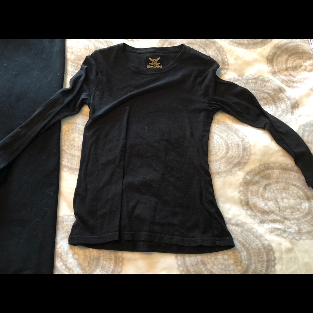 Black Long Sleeve Tee